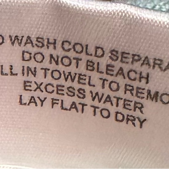 New ModCloth Women’s Short Sleeve Pale Green Soft Sweater Size Large Round Neck - Picture 11 of 15